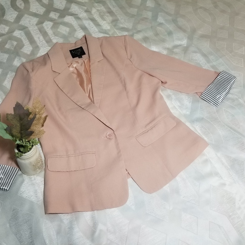 Love culture Blazer.